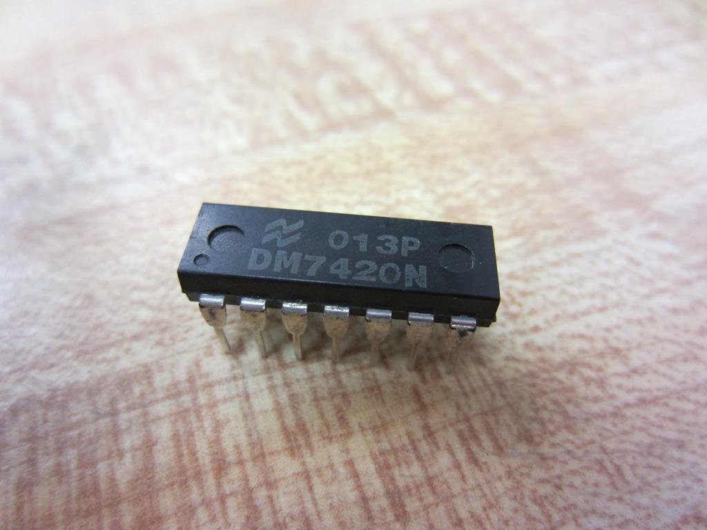 National Semiconductor DM7420N Integrated Circuit (Pack of 3)