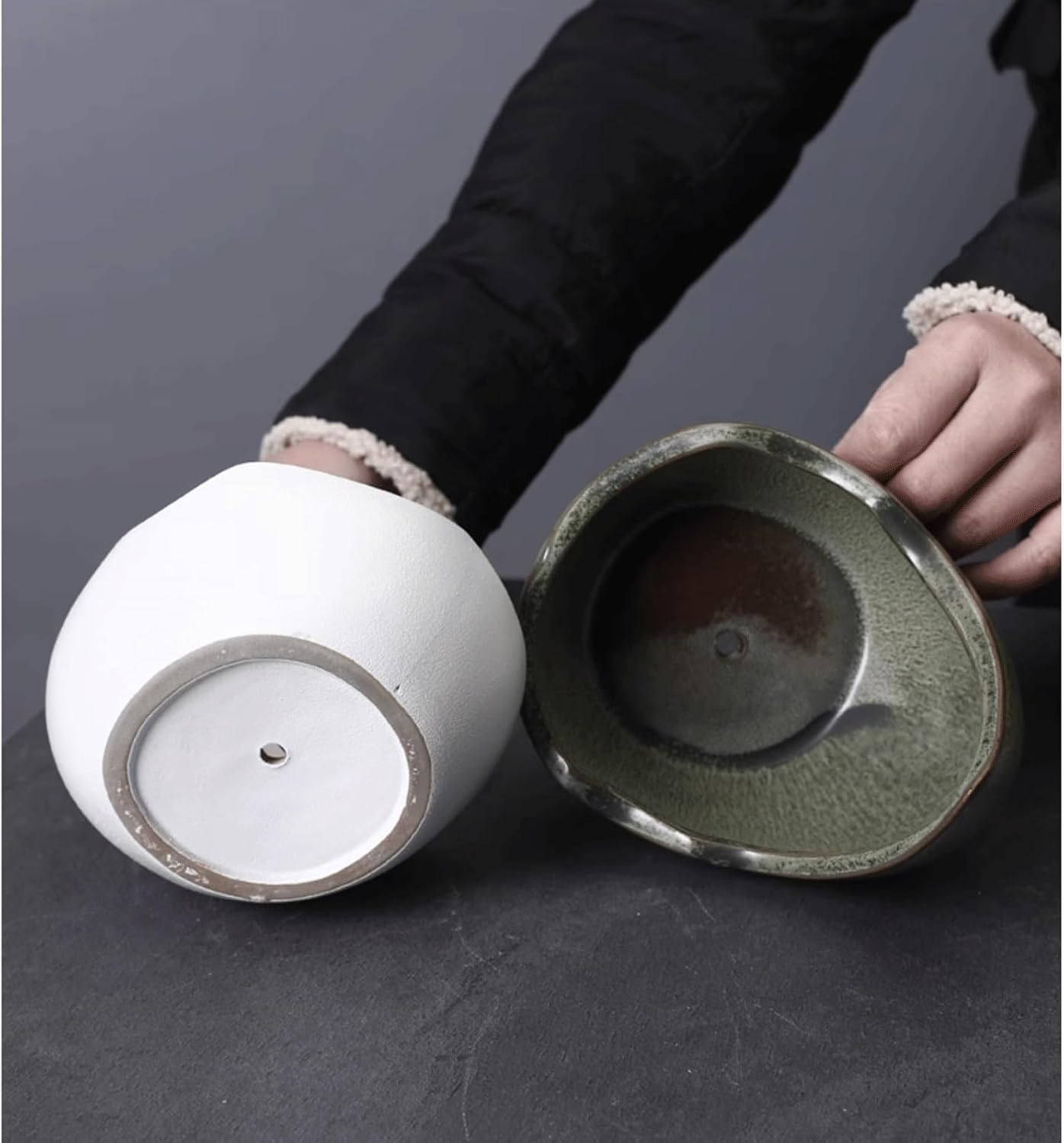 Decorative Desk Moon Planter Crescent Succulent Pot Chinese Ceramic Flower Pot Indoor/Outdoor Orchid Pot Table Plant Pot for Living Room Bedroom Patio(Black)