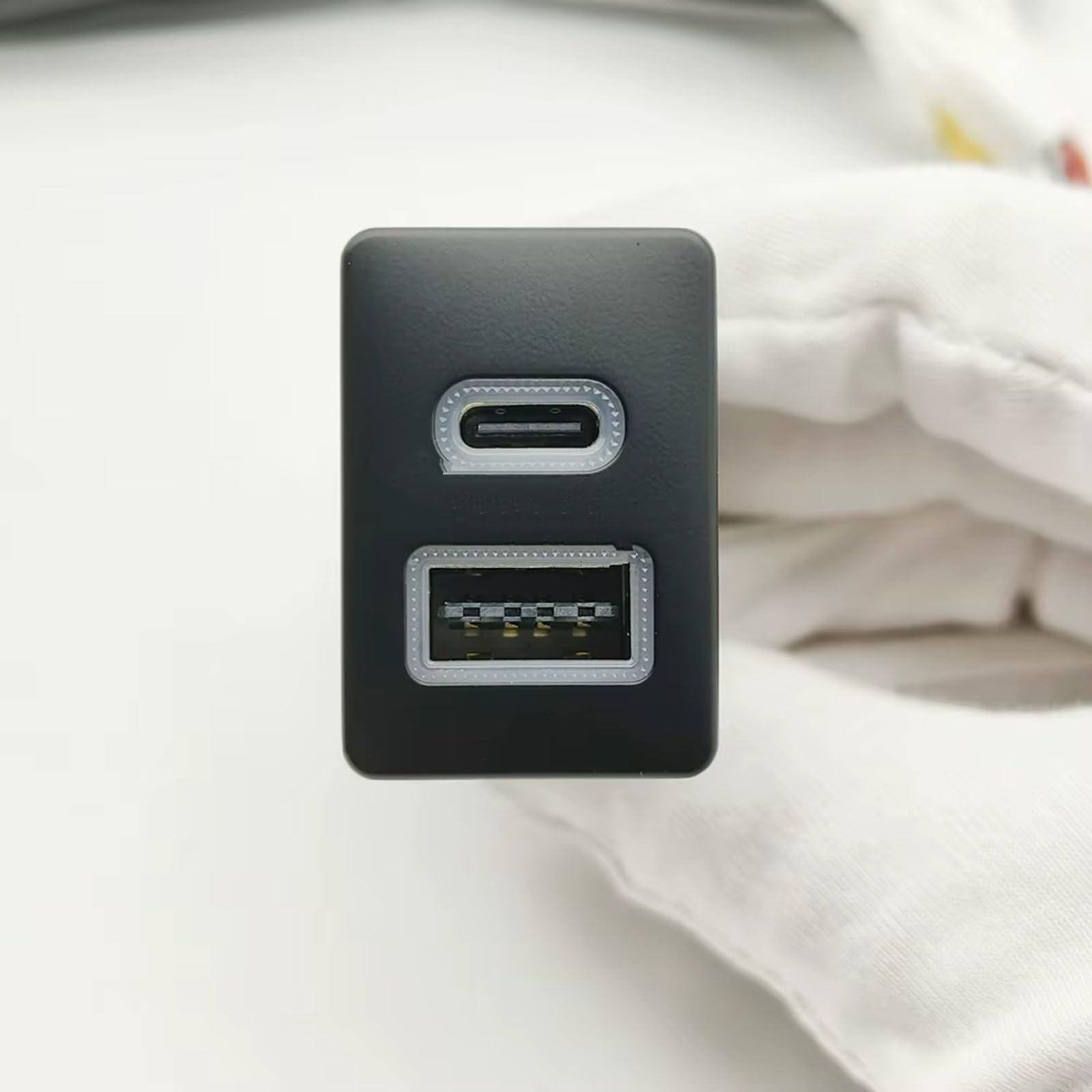 Adattatore Presa USB Presa USB Console AUX Compatibile Con Mitsubishi Per Outlander Per Auto Caricabatterie PD Ricarica Rapida QC3.0 Presa Adattatore Di Ricarica Del Telefono