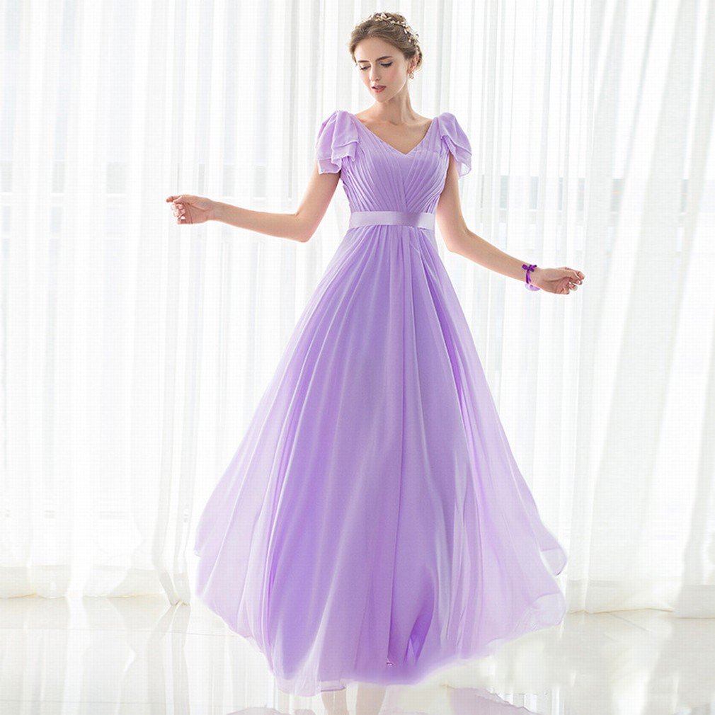 Robe de mariée slim grande taille XXXL qui valorise les morphologies généreuses