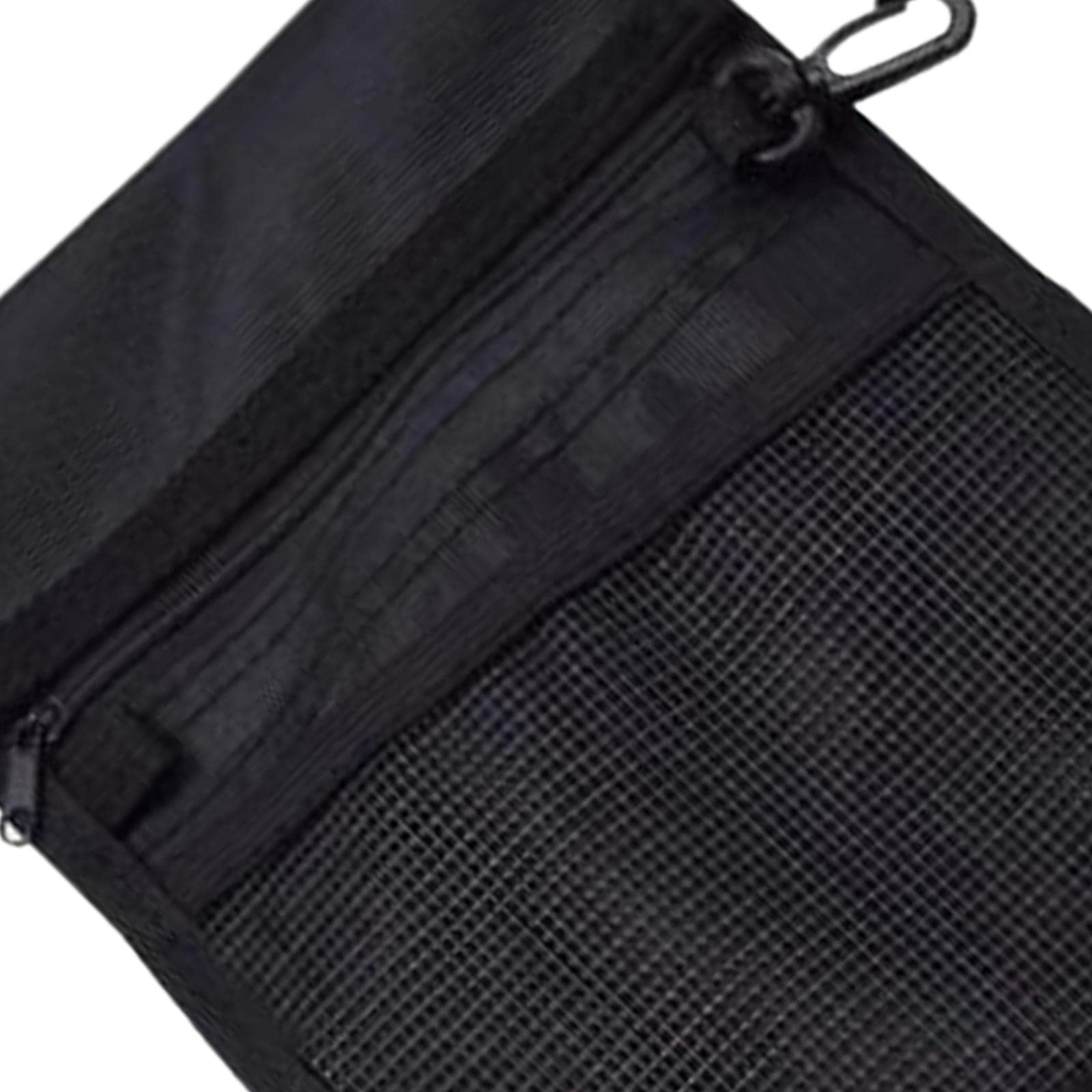 Poster Infermiera Del Fumetto Con Il Kit Di Primo Soccorso E Siringa