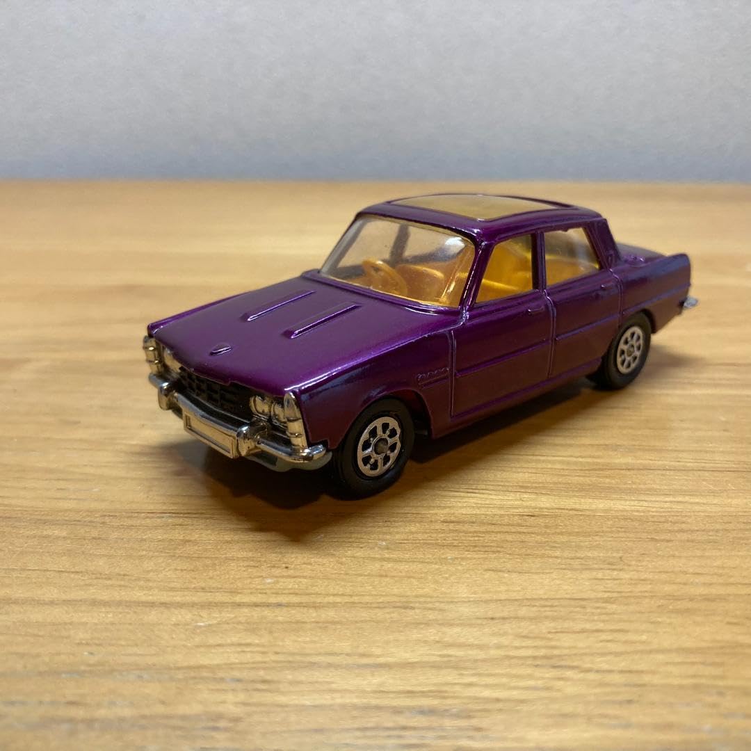 ローバー 2000TC 　コーギートイズ Corgi Model Club's Exclusive Re-issue of the Corgi Toys 275