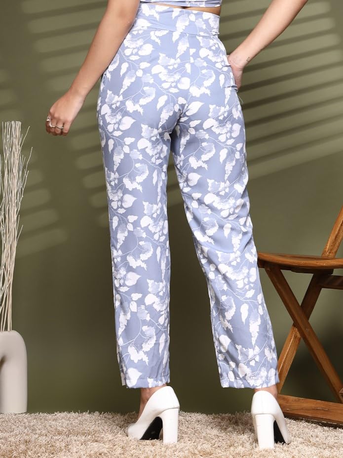 Image of OOMPH! Crepe Cropped Pants for Women