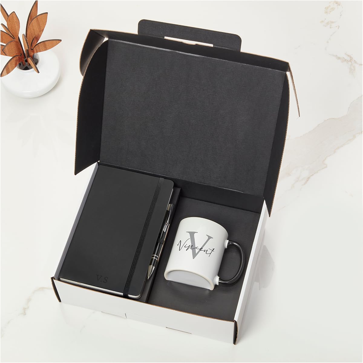 3P DIRECT Personalised Corporate Gift Set Box - Custom Notebook, Pen & Initial Mug Gift Set Graduate Gifts Gifting for Employees Business - Corporate Christmas Xmas Presents for Staff (Black)