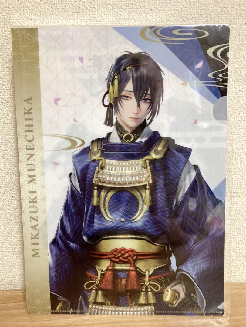 Amazon.co.jp: 刀剣乱舞無双 三日月宗近 クリアファイル : おもちゃ