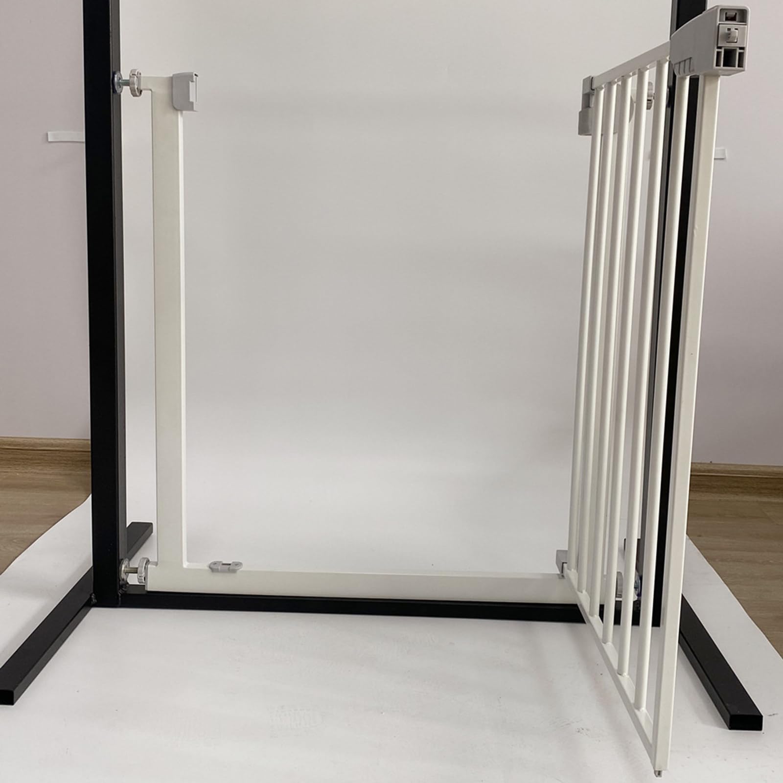 Barriere de Securite Enfant, Barrière Sécurité Enfant à Fermeture Automatique Barrière de Sécurité sans Perçage 75-82cm Barriere Escalier Metal Adaptée aux Escaliers, Couloirs
