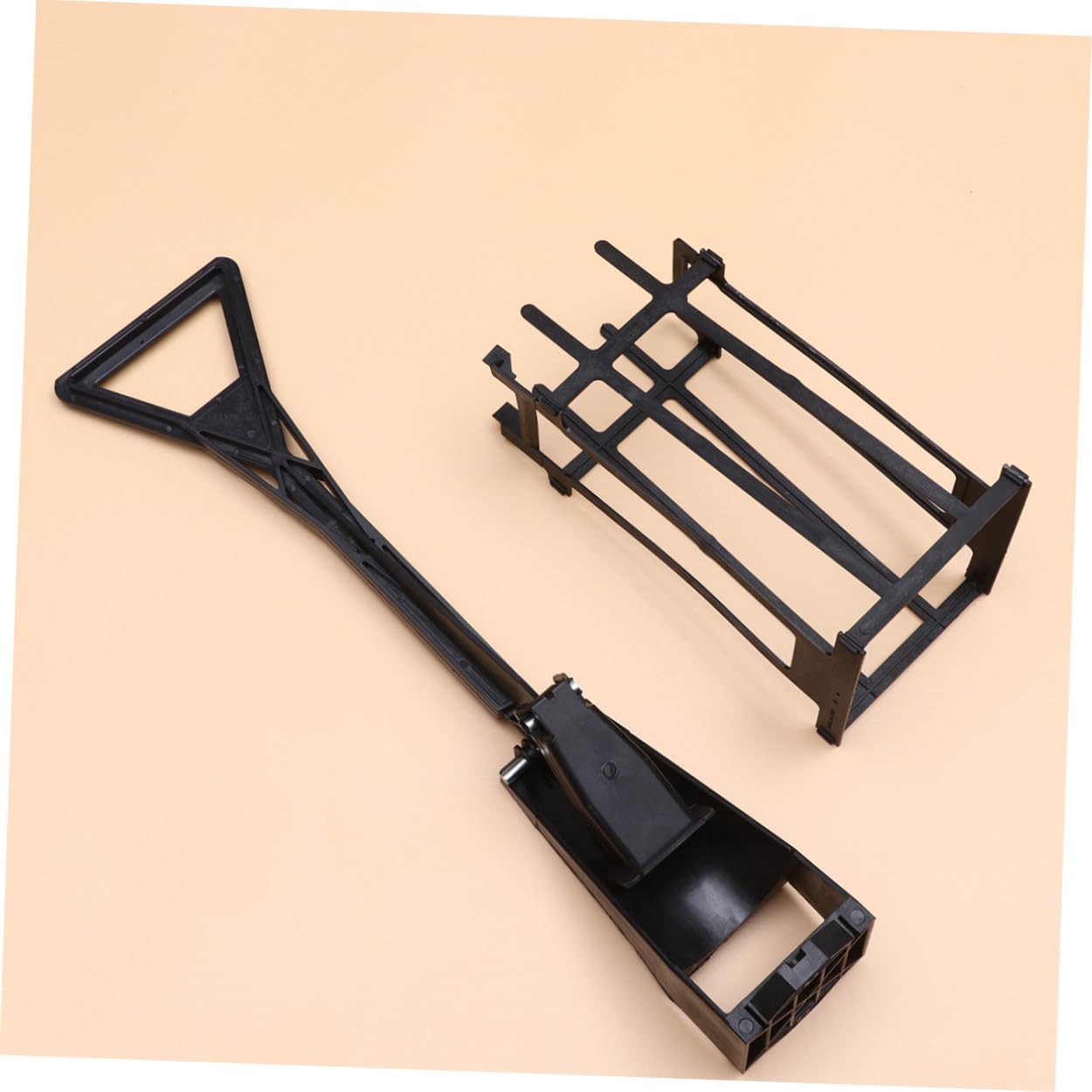 Mikinona 12oz Multifunctional Can Crusher and Plastic Jar Opener Labor-saving Tool for Home Use Efficient Soda Can and Jar Lifter Black Kitchen Gadget