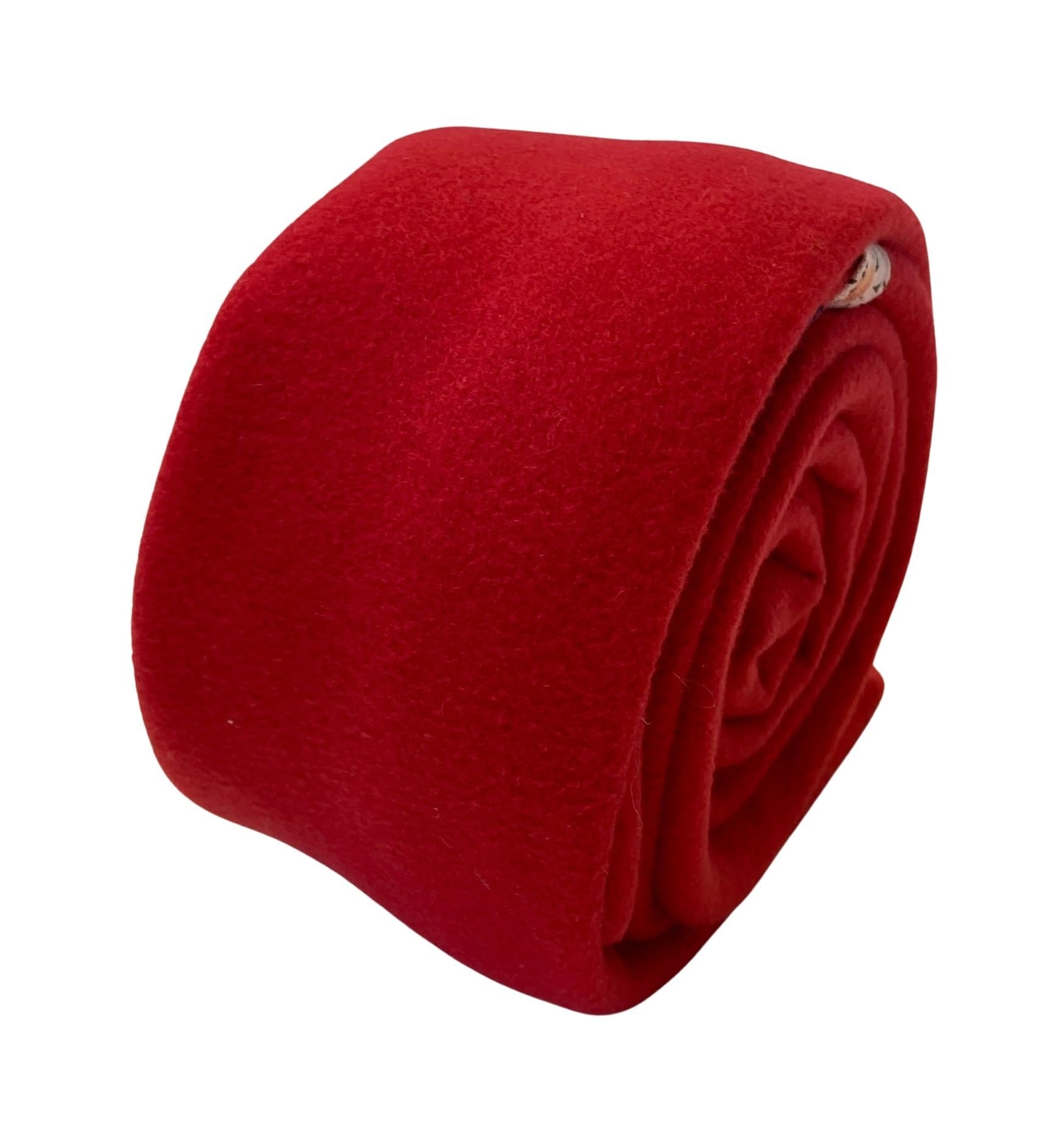 Frederick Thomas Men's Red Wool Tie For Classic Slim 6.5Cm Width Versatile Solid Colour Neckwear, Ideal For Casual And Formal Events