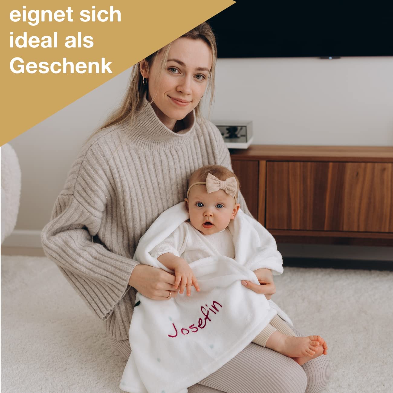 Wolimbo Babydecke - 75x100cm - Motiv Little Friends - personalisierbar - Krabbeldecke mit Wunsch Name/Motiv - Kinderdecke - Geschenk zur Taufe, Geburt, Geburtstag