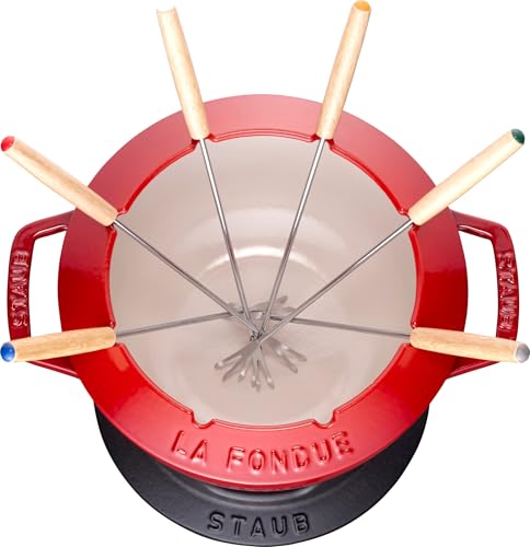 Foto von STAUB Fondue Set mit 6 Gabeln, Gusseisen, 20 cm, 2,3 l, Geeignet für Käse- Schoko- und Fleisch-Fondue, Kirschrot