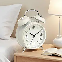 Despertador duplo de 10 cm para pessoas com sono pesado, luz de fundo, despertador à moda antiga operado por bateria para quartos (mostrador 3D, branco)