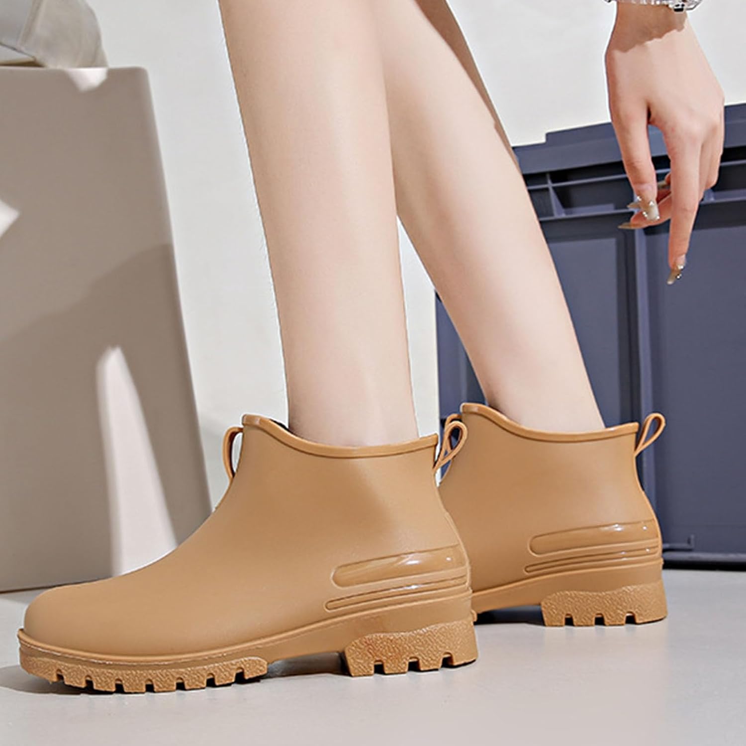 Women Men Short Rain Boots, Flat Heel Non-slip Kitchen Shoes, Casual Waterproof Shoes，Breathable Mesh Lining Boots
