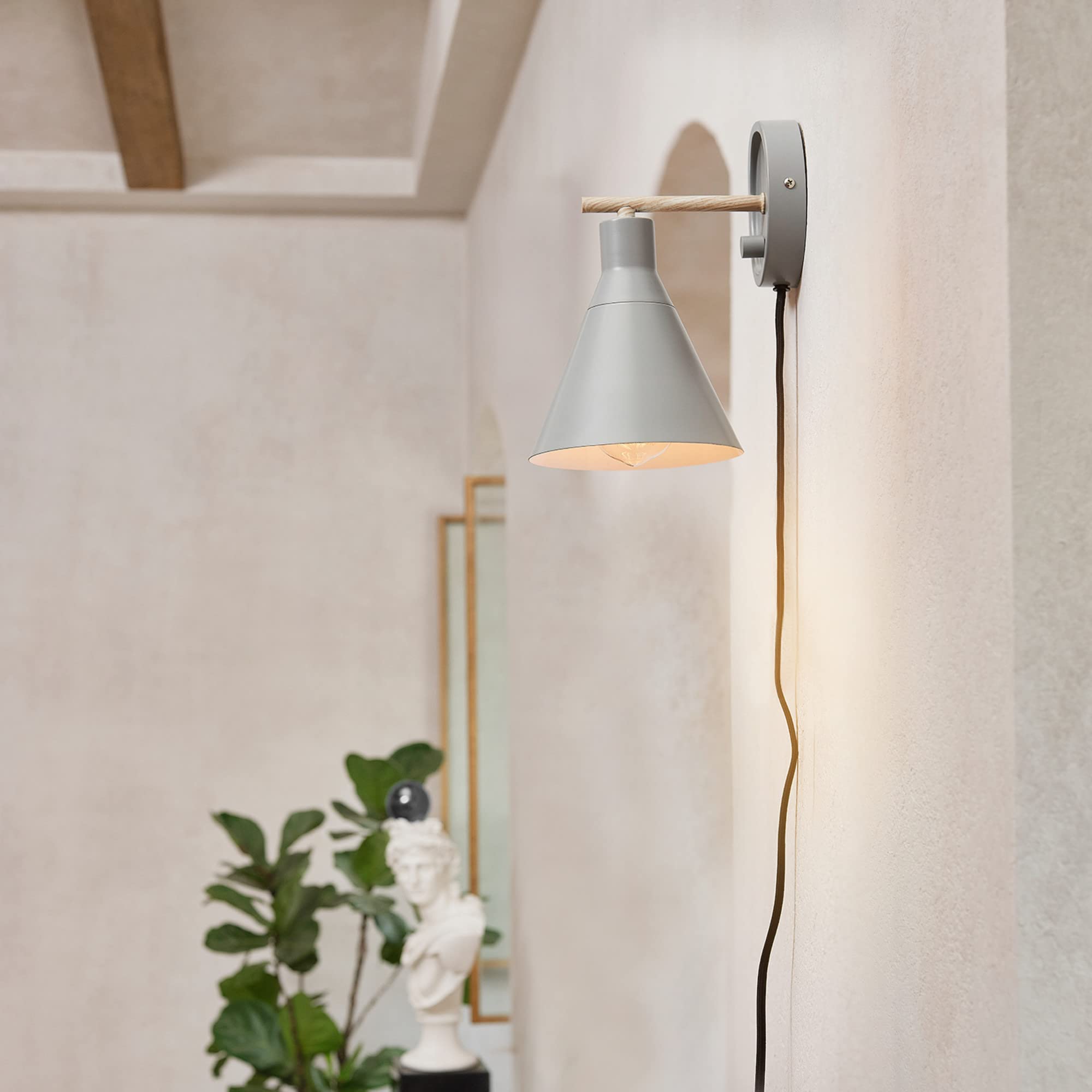 Globe Electric 52082 1-Light Plug-in or Hardwire Wall Sconce, Matte Gray, Light Faux Wood Accents, Stepless Rotary Dimmer Switch on Backplate, Black Fabric Cord, Wall Lamp Dimmable,Bulb Not Included