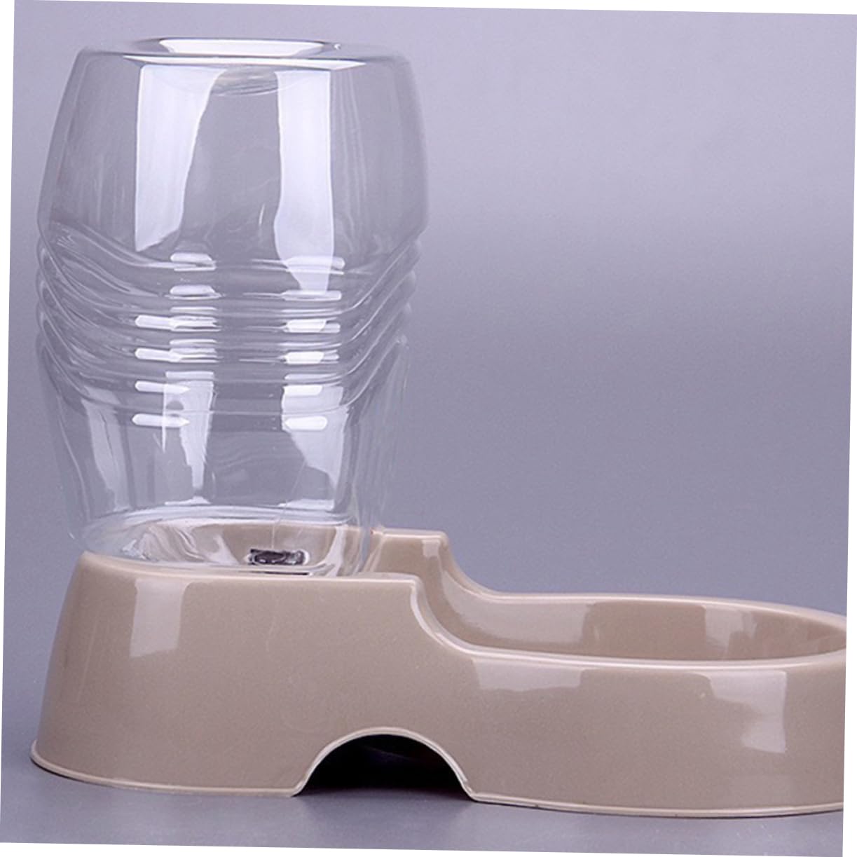 Happyyami Dog Water Dispenser Water Bottle Large Capacity Automatic Pet Drinking Fountain 900ml for Cats and Dogs Random Color