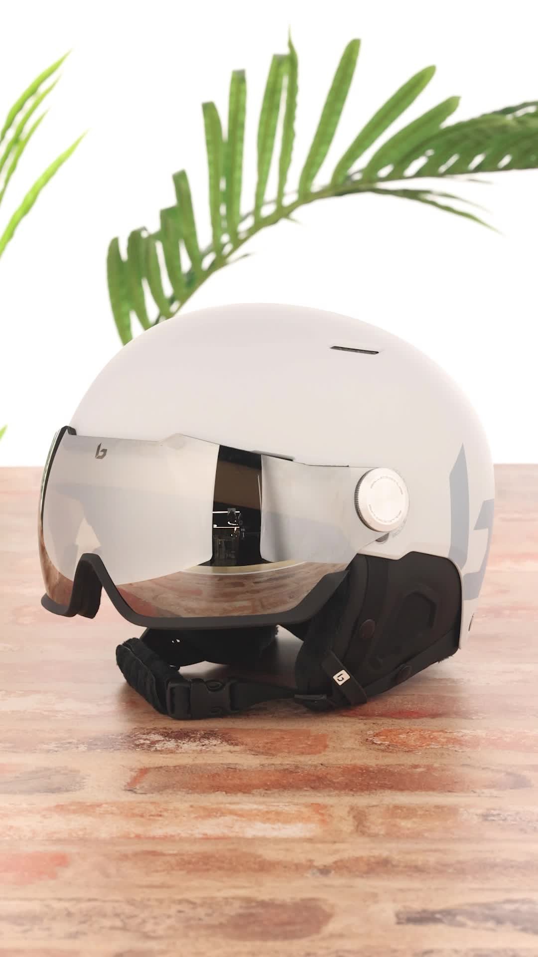Bollé Might Visor Skihelm met vizier |Titanium Red Matte | Brown Gun