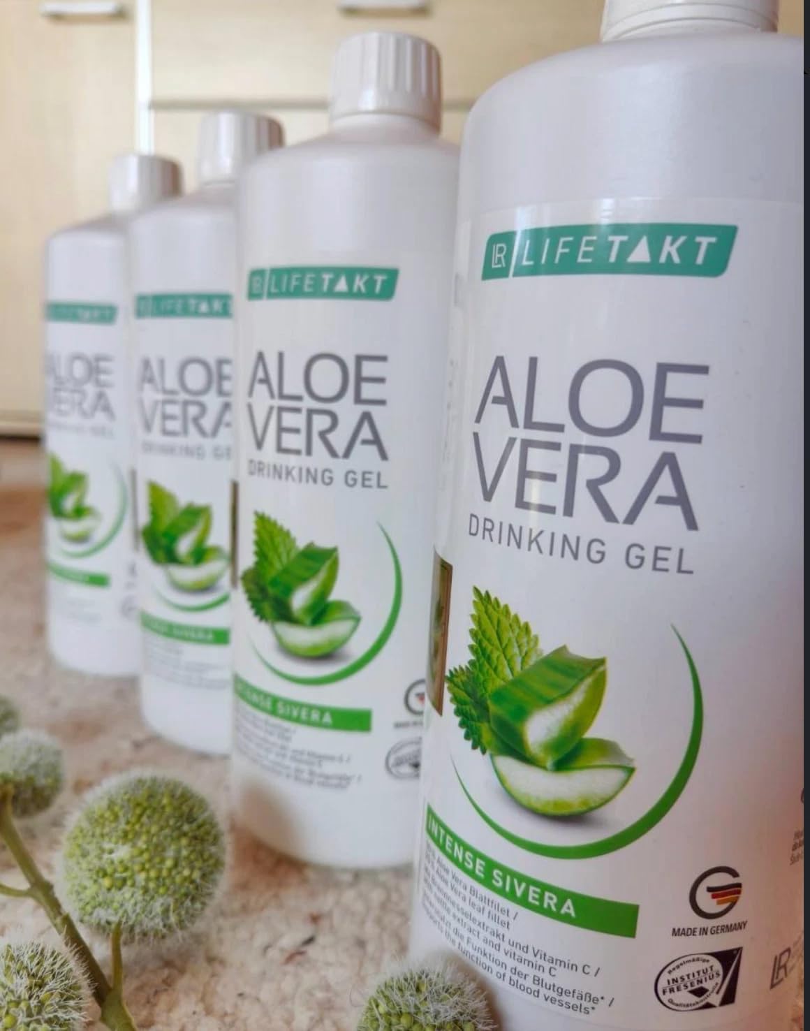 Amazon.com: LR Lifetakt Aloe Vera Drinking Gel Intense Sivera Health Care  Women Men Drink Every Day Natural Treatment Set of 3-1000 ml./33.3 fl.oz :  Health & Household