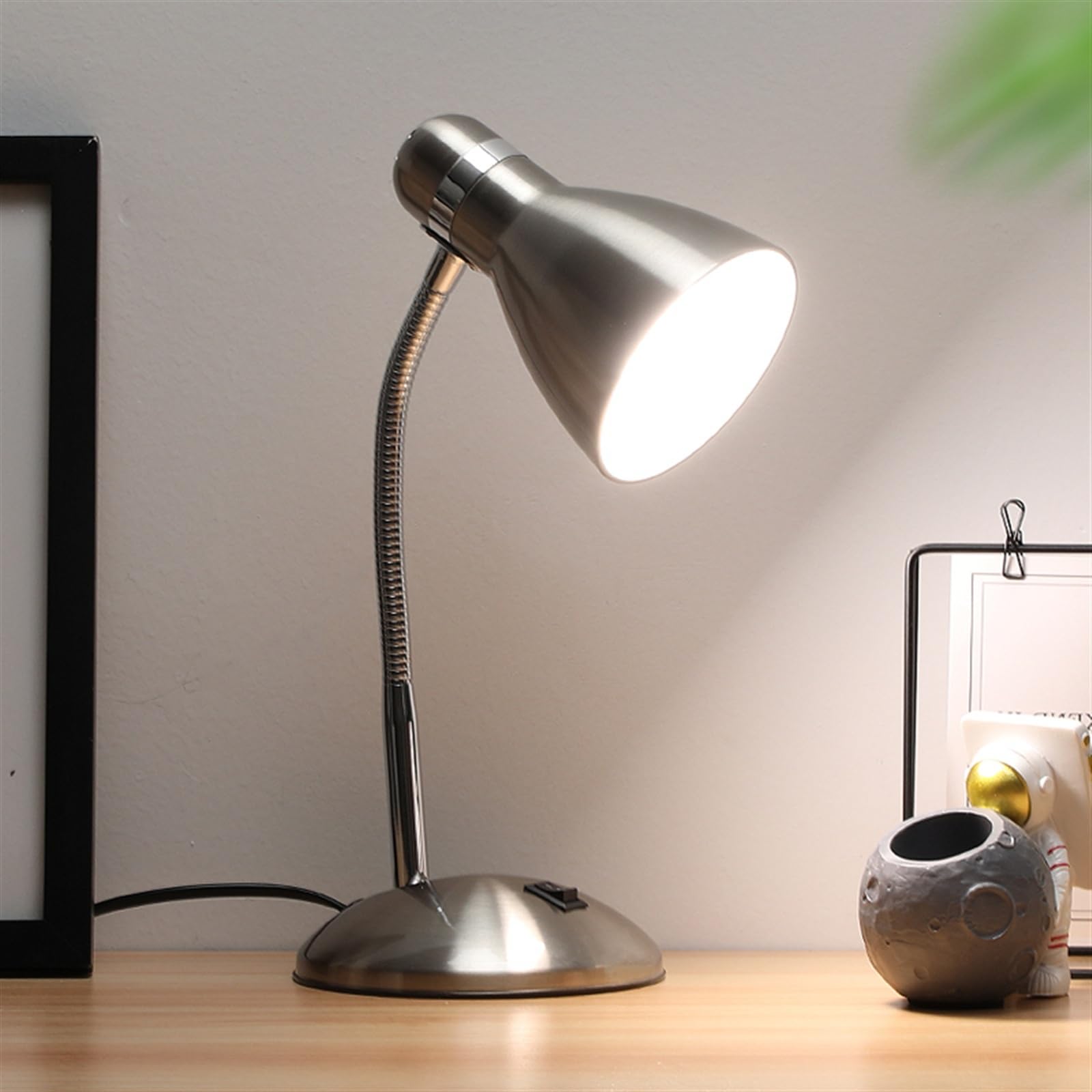 Lampade da tavolo Lampada da scrivania a LED, Lampada da scrivania flessibile a collo di cigno in acciaio inossidabile, Luce da lettura dimmerabile con 3 modalità di illuminazione, Protezione for gli