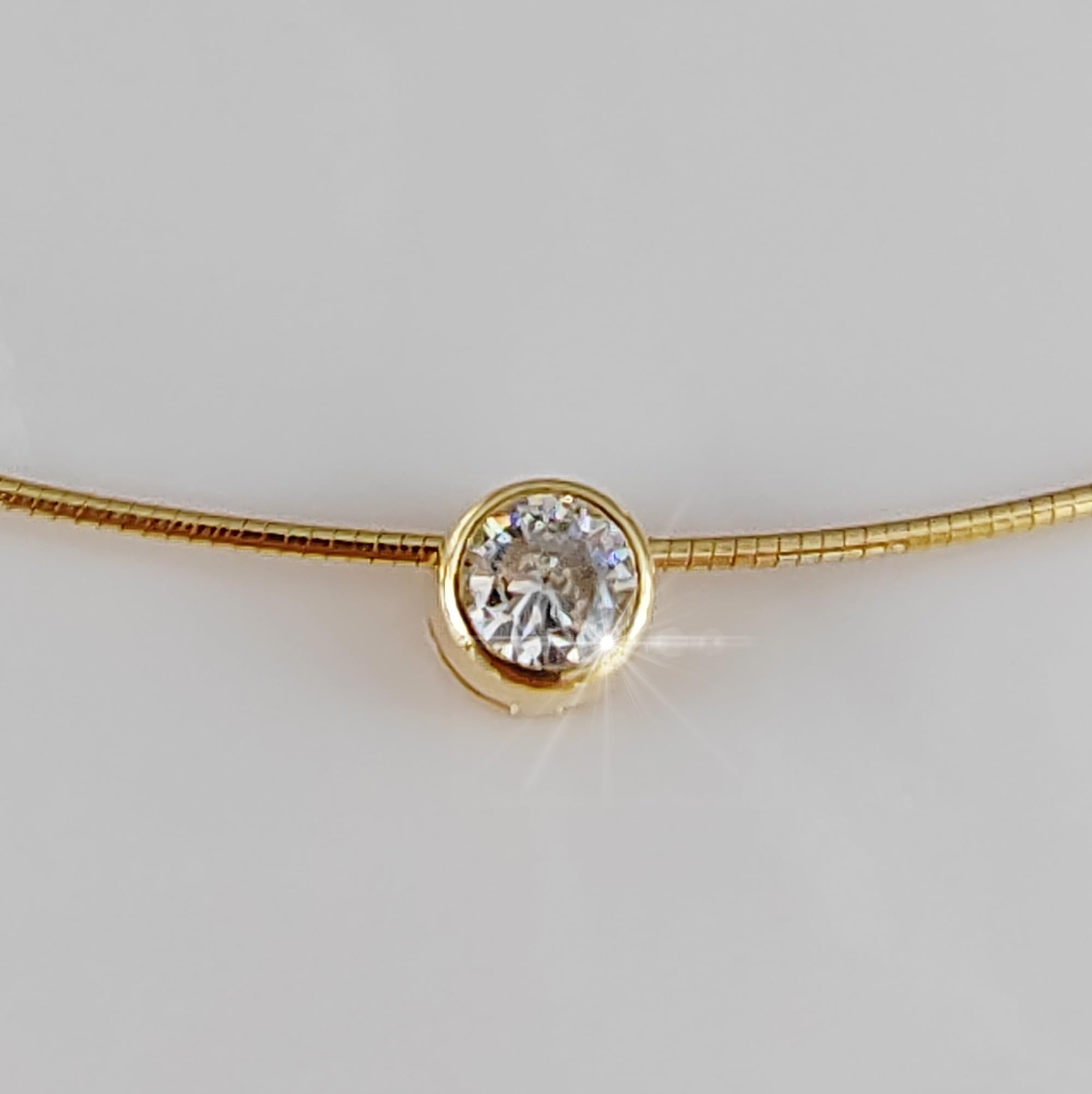 Gioielli Aurum Collana Punto Luce Donna in Argento 925 Dorato, Girocollo Semirigido con Ciondolo Brillante, Regalo