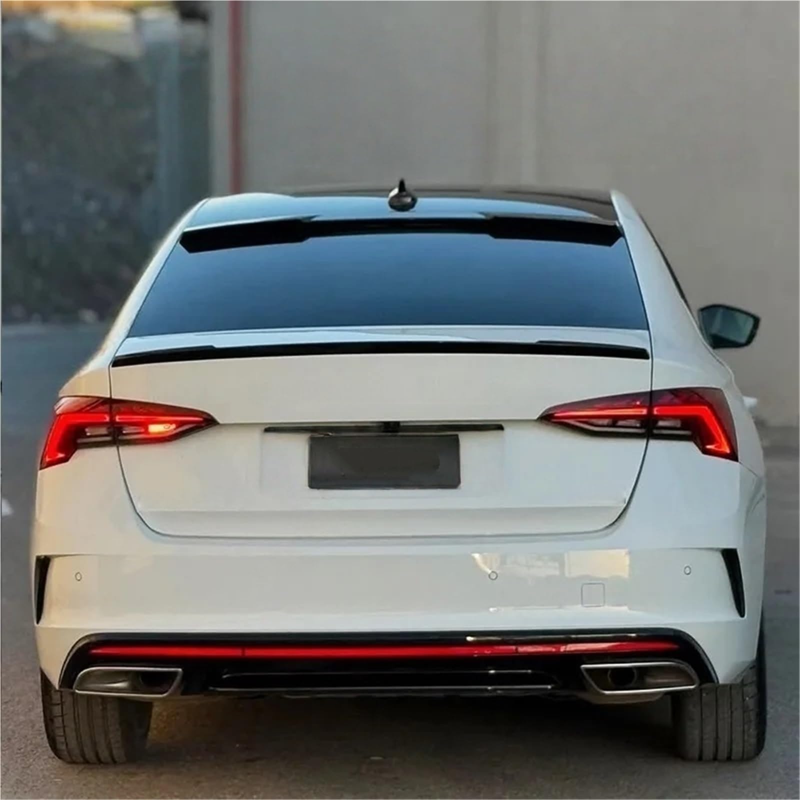 Kompatybilny z Skoda Octavia RS/Sportline/Standard Liftback MK4/Mk4 Facelift Sedan tylny spojler dachowy nakładka tylnego okna spojler dachowy(Rear Boot Spoiler)