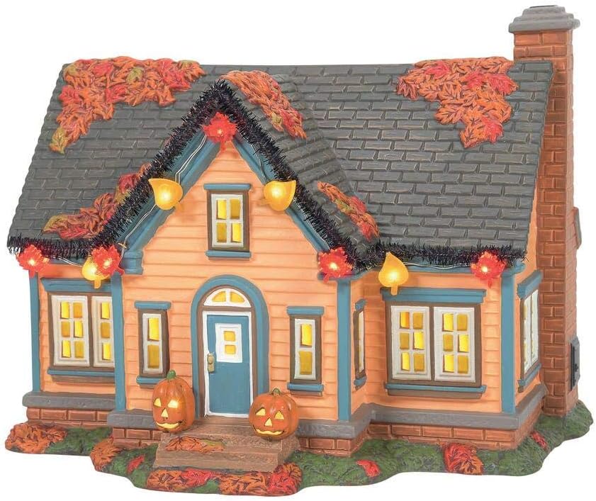 Department 56 Snow Village Halloween Trick or Treat Lane Peanuts House Lit Building and Accessories, 6.57 Inch, Multicolor