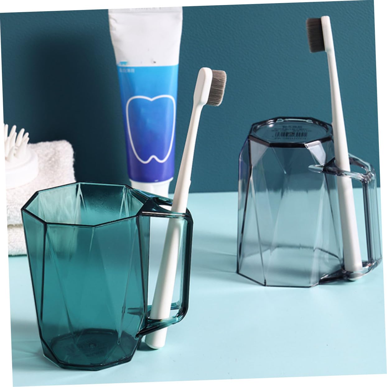 PHENOFICE 3pcs Reusable Tooth Rinsing Cups Transparent Mouthwash Mugs for Bathroom Organization and Daily Use Stylish Design