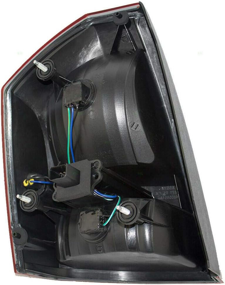 KarParts360 For Chrysler 300 Tail Light Assembly 2005 06 2007 Passenger Side 2.7L/3.5L For CH2819102 | 4805851AE