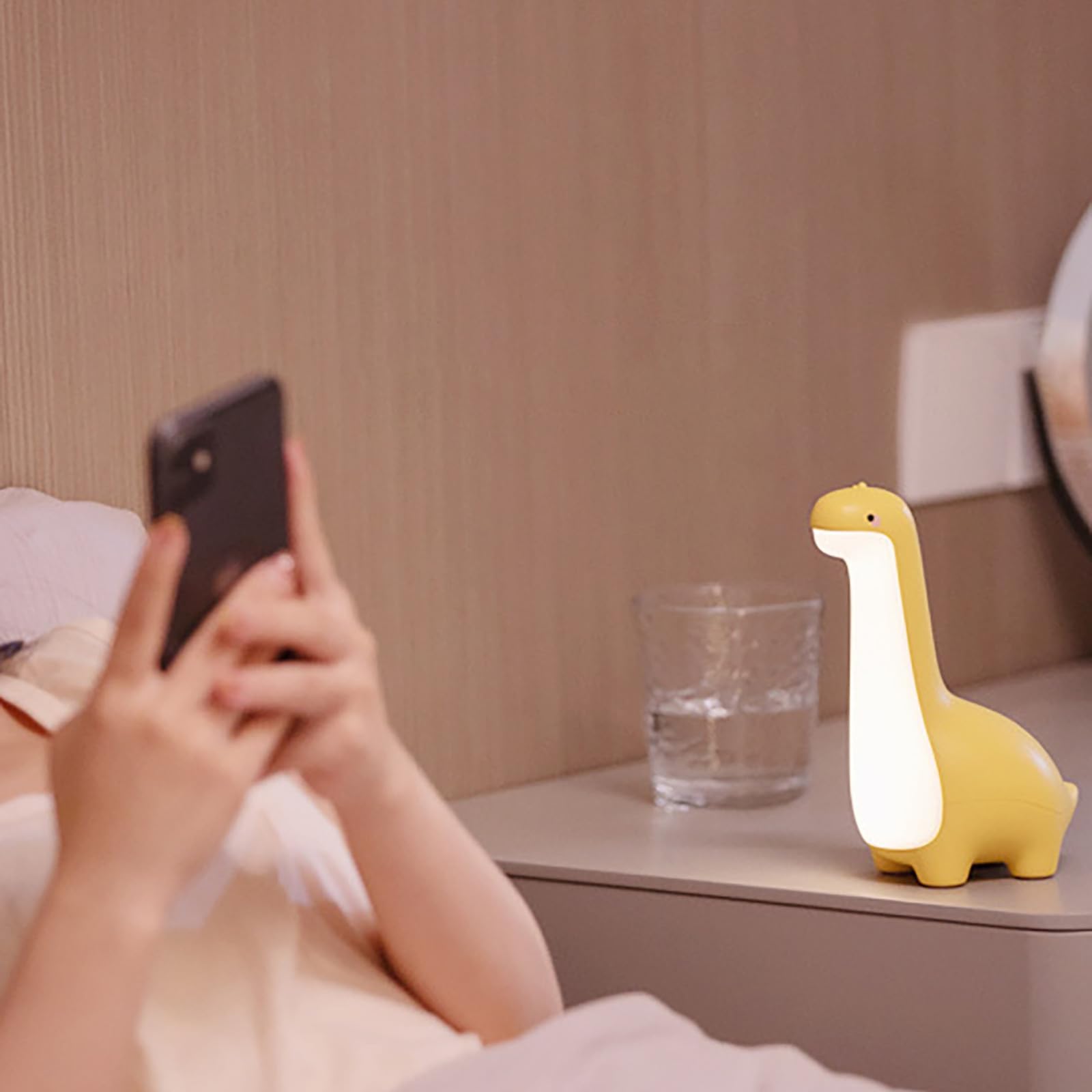 Linda luz nocturna LED de dinosaurio, regulable, recargable por USB, lámpara cálida suave para habitación de los niños, decoración de escritorio segura y divertida, ideal para niños y niñas