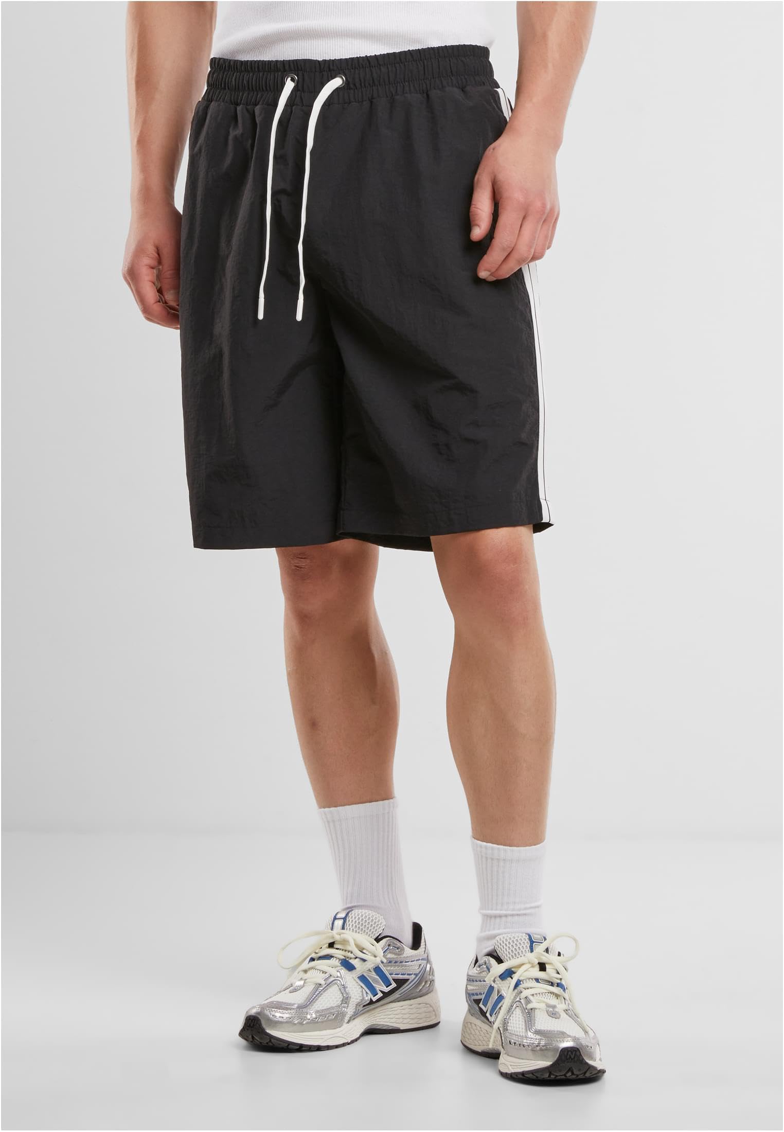 Urban Classics Pantalones Cortos con Franja parcheada Hombre Bañador Negro 100% Nailon