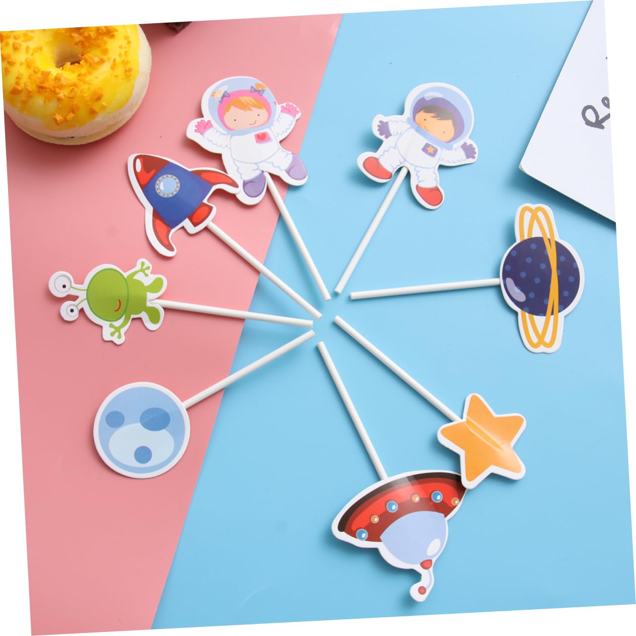 TOPBATHY 144stücke Astronauten Kuchendeko Set Teilig Kleine Weltraum-thema Cupcake Topper Für Kindergeburtstag Und Partys Sichere Und Bedruckte Dekorationen Für Kuchen Und Muffins