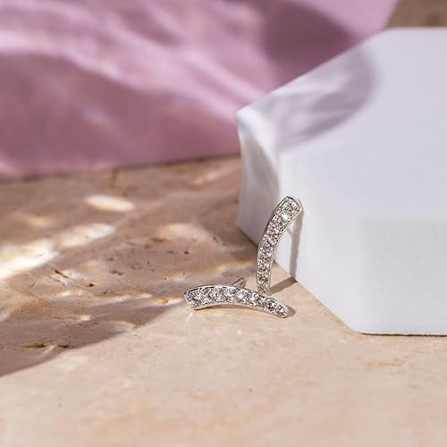 Miniatura 3 de PAVOI Aretes Trepadores con Tachuelas Chapados en Oro de 14K con Circonita Cúbica para Mujeres - Aretes de Moda Trepadores de Flecha con Diamantes