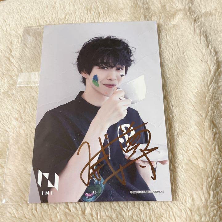 Amazon.co.jp: INI museum Takesaka Goto Postcard with Foil Stamping