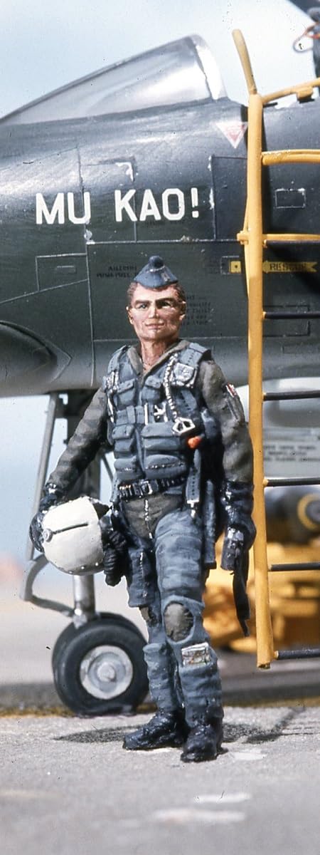Valiant Enterprises US Air Force Pilot - 1970's - 54mm / 1:32 Scale