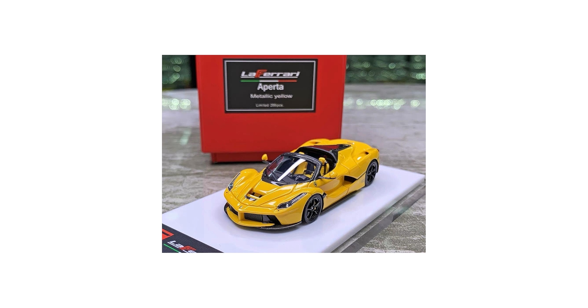 Amazon | 1/64 DMH ラフェラーリ Laferrari aperta 黄色