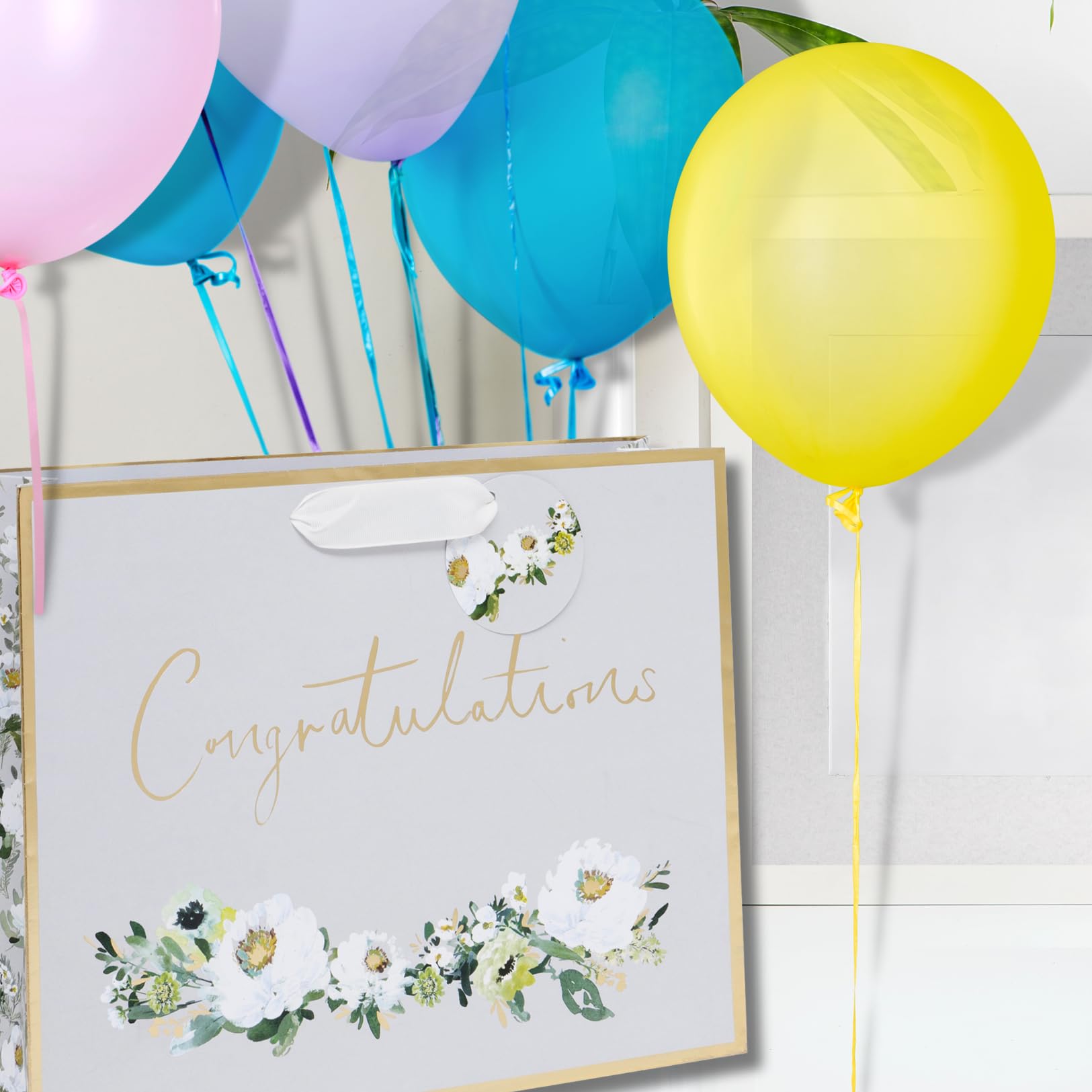 Glick Large Landscape Gift Bag, Congratulations, 275 x 355 x 100 mm, Luxury Recyclable Bag for Birthdays & Celebrations - Image 4