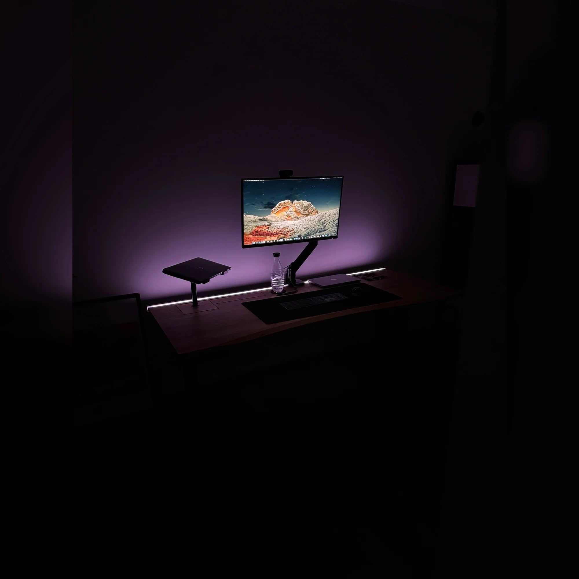 ErgoHide Stojak na laptopa (Orzech włoski, Czarny)
