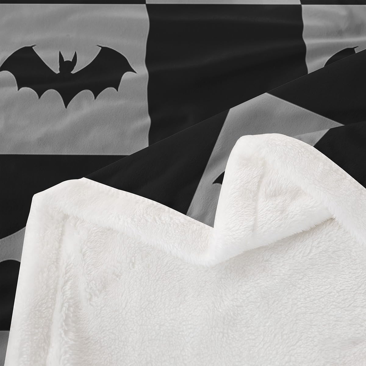 Halloween Bats Blanket Queen 90x90 Cartoon Animal Silhouette Blanket for Boys Girls Black Grey Checkered Sherpa Blanket Bat Wildlife Bed Blanket Sofa Bed Couch Decor