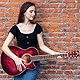 Winzz Akustikgitarre Rot, Westerngitarre 40 Zoll, Gitarre Anfänger Set mit Gitarre Tonabnehmer, Gitarrenständer, Gitarren Plektrum, Gitarrengurt, Gitarrenstimmgerät, Gitarrentasche