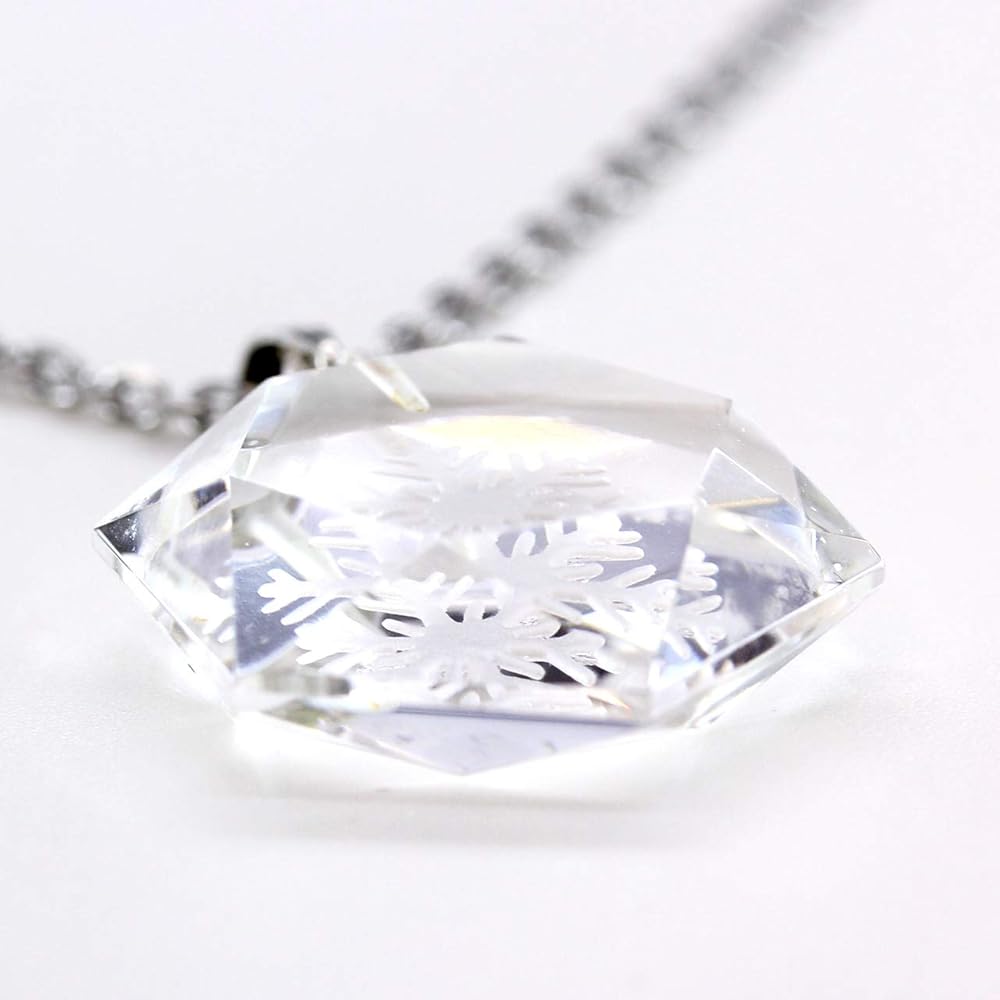 ☘本翡翠　氷種❄️六字真言　ルース⭐️路路通⭐️ネックレス　新品　0154 Amazon | [石輝] 六芒星 天然本水晶 20mm 雪の結晶 ペンダント