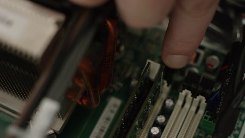 Crucial 8GB DDR3L 1600 MHz UDIMM Memory Module CT102464BD160B - View #10