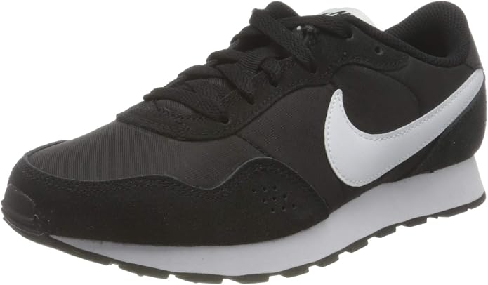 Nike MD Valiant Women's Sports Shoes : Amazon.de: Shoes \u0026 Bags