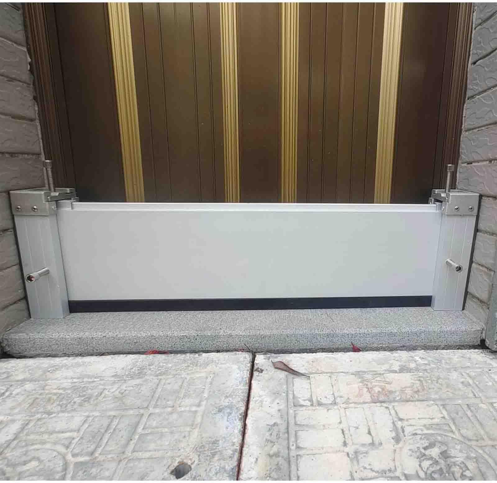 Barrière contre les inondations de garage pour sécuriser la maison en automne