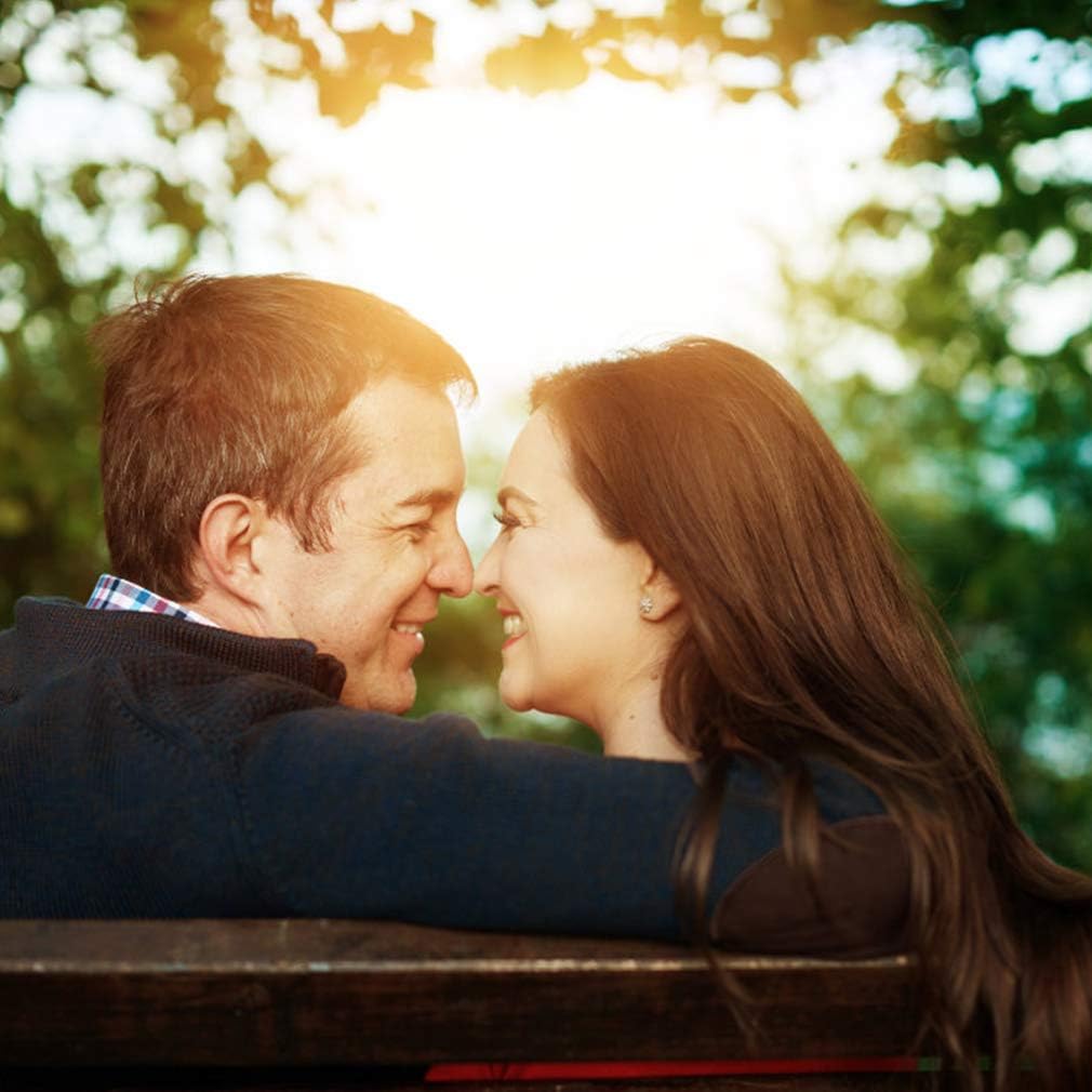 Close-up of the FDW bench's smooth surface and paint