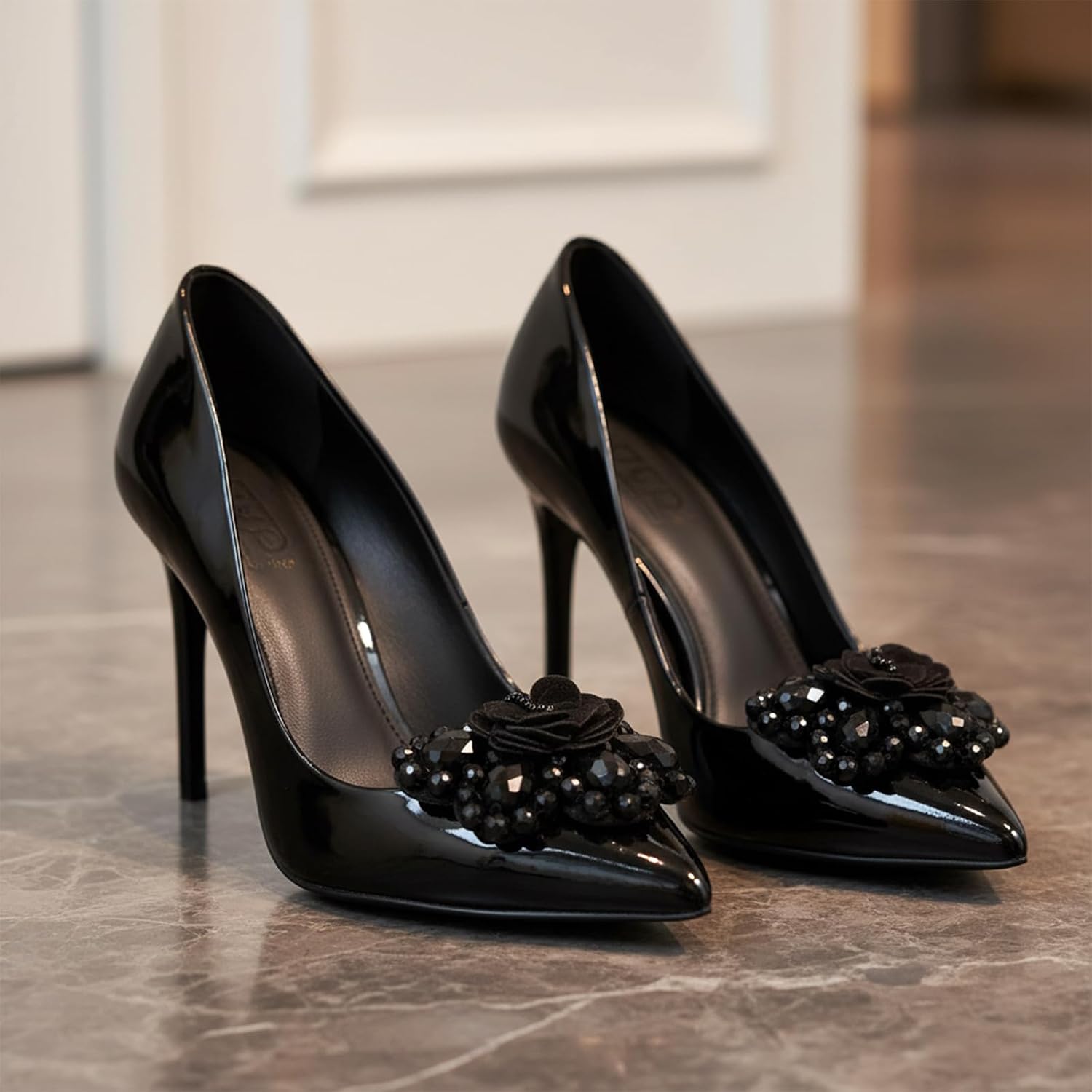 2 Pcs Women Bow Shoe Clips, Detachable High Heels Buckle, Vintage Beading Shoe Embellishment, Shoe Clips for Flats High Heels for Women Bridal Wedding Party Prom Decorations