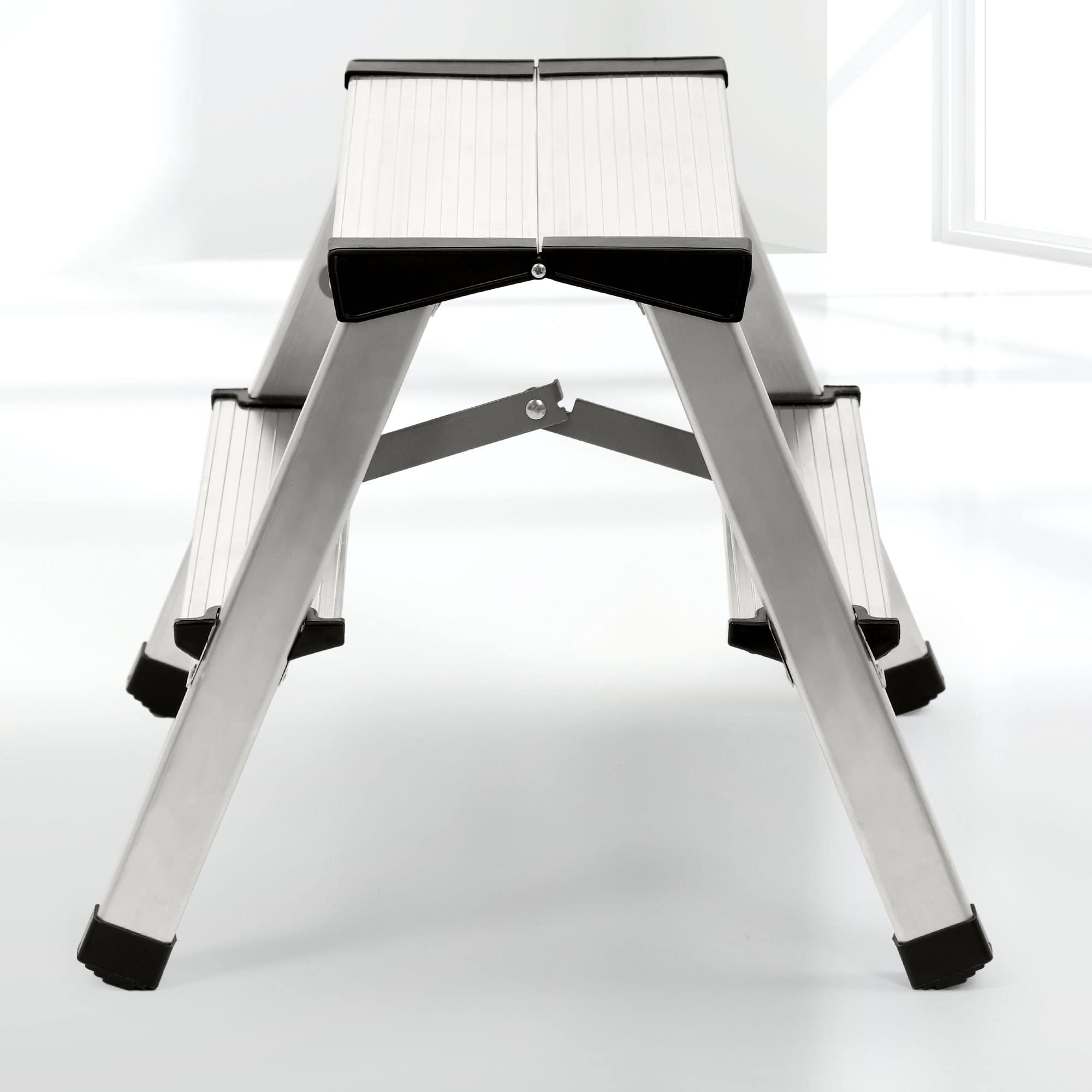 KADAX Escabeau en Aluminium avec Marches Antidérapantes et Conception Pliable pour Un Stockage et Un Transport Faciles, Échelle Légère (2 Marches)