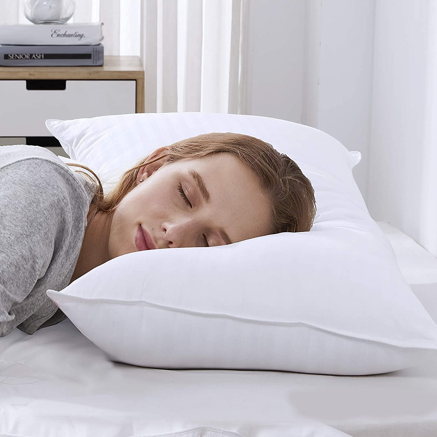 OSIS STORE Bed Pillows for Sleeping 1 Pack Hypoallergenic, Cooling Rogers Pillows, Down Alternative Pillows Soft, Hotel Luxury Reserve Collection Pillow, White