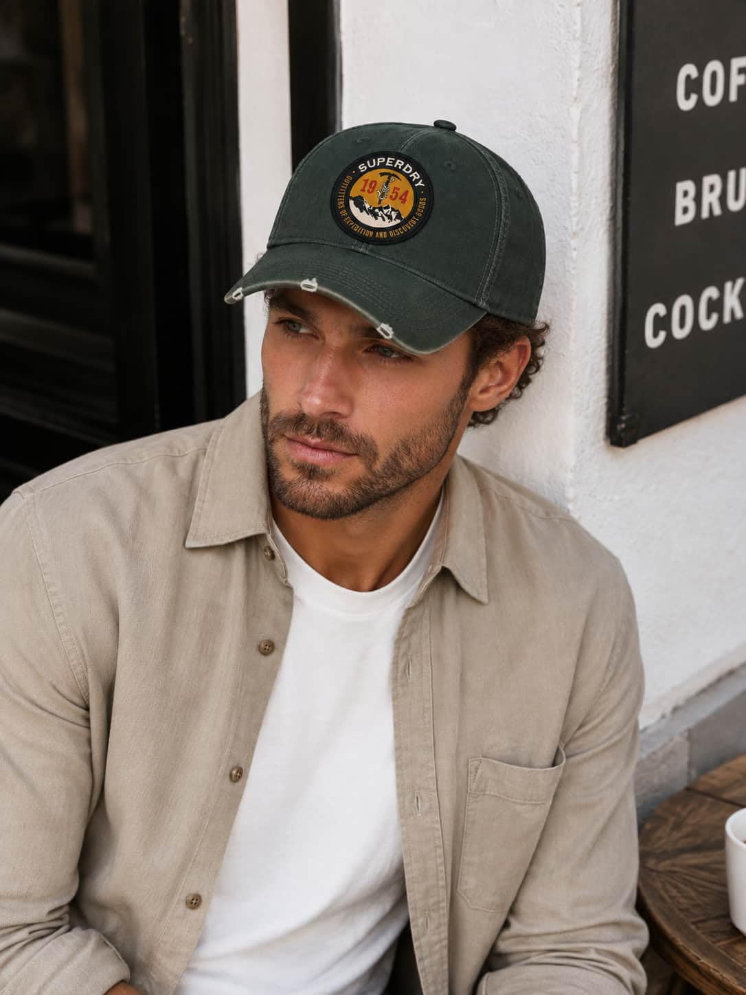 Superdry Cappello da baseball regolabile da uomo con grafica da camionista lavato verde