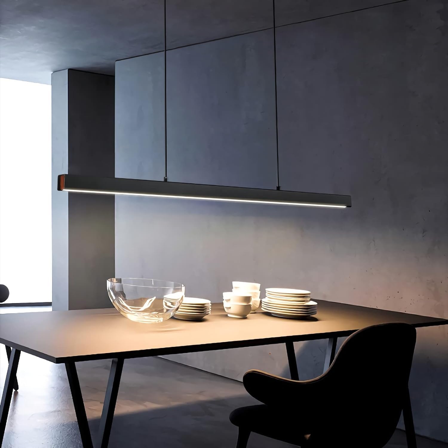 Moderna LED Lámpara colgante negra lineal largo, iluminación colgante regulable con control remoto 3000K - 6000K, lámpara de araña altura ajustable para comedor, cocina, sala, recamara (100cm)