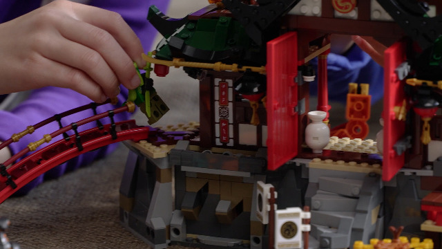 アメノトリフネ 3枚 Ninja Dojo Temple 71767 | NINJAGO® | Buy online at the Official