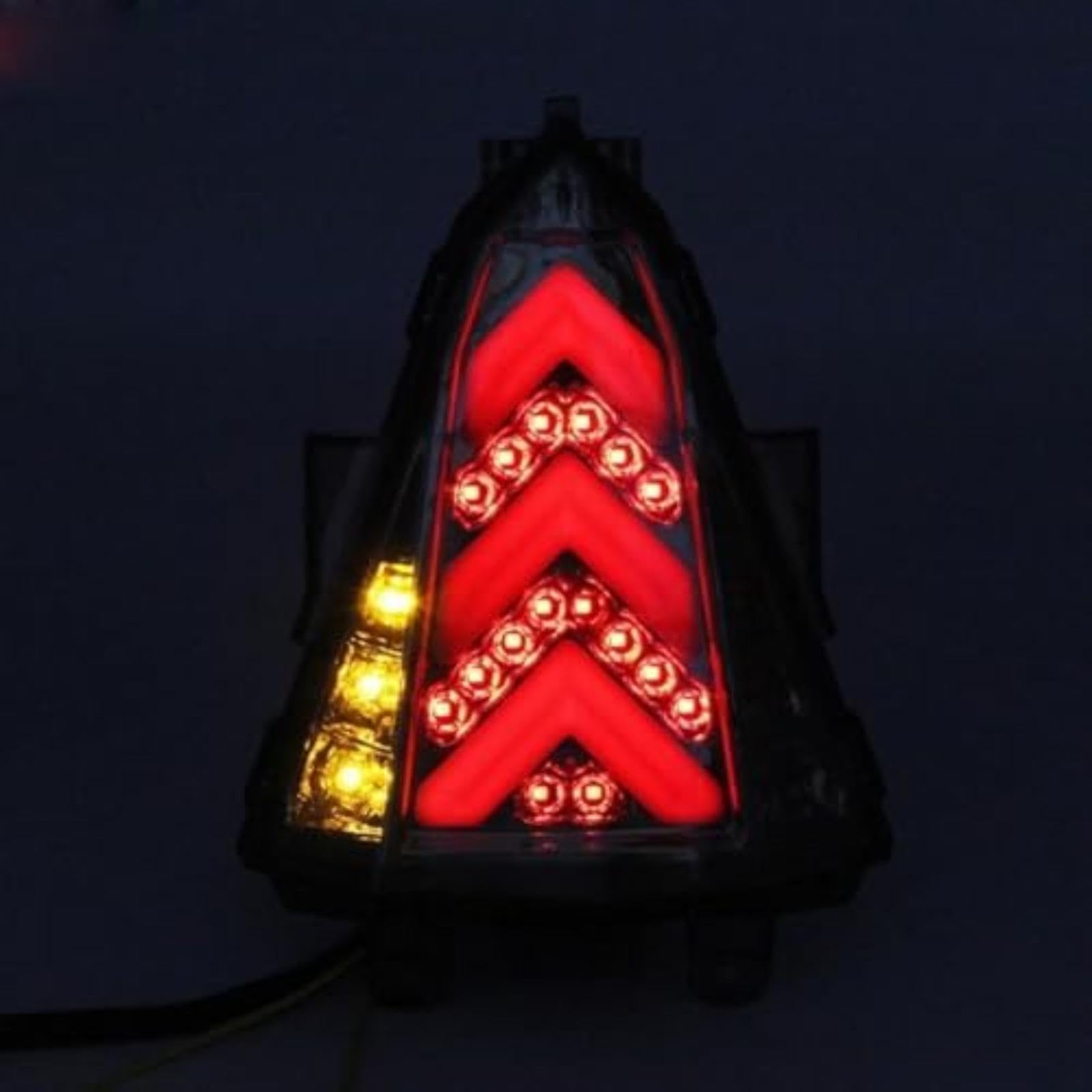 Gruppi luci posteriori, luci di posizione e indicatori di direzione, per moto YZF R15 2014-2016: luci di stop e luci di posizione Luce di indicatore di direzione per bicicletta Luce di