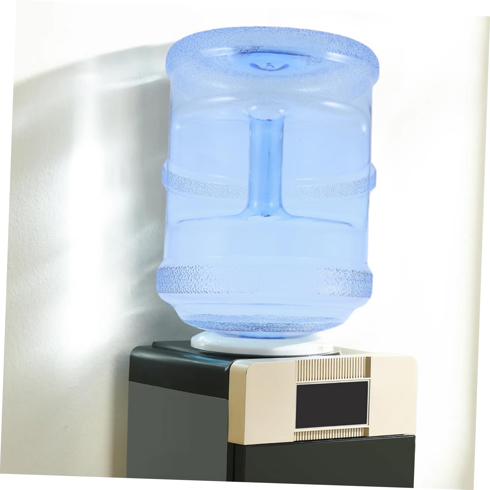 Tragbarer 7,5l Wasserbehälter fürs Camping aus PC mit Griff Auslaufsicherer Kanister mit Zapfhahn für Sommerferien und Outdoor Aktivitäten